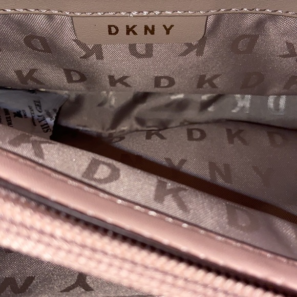 DKNY new - Picture 6 of 7